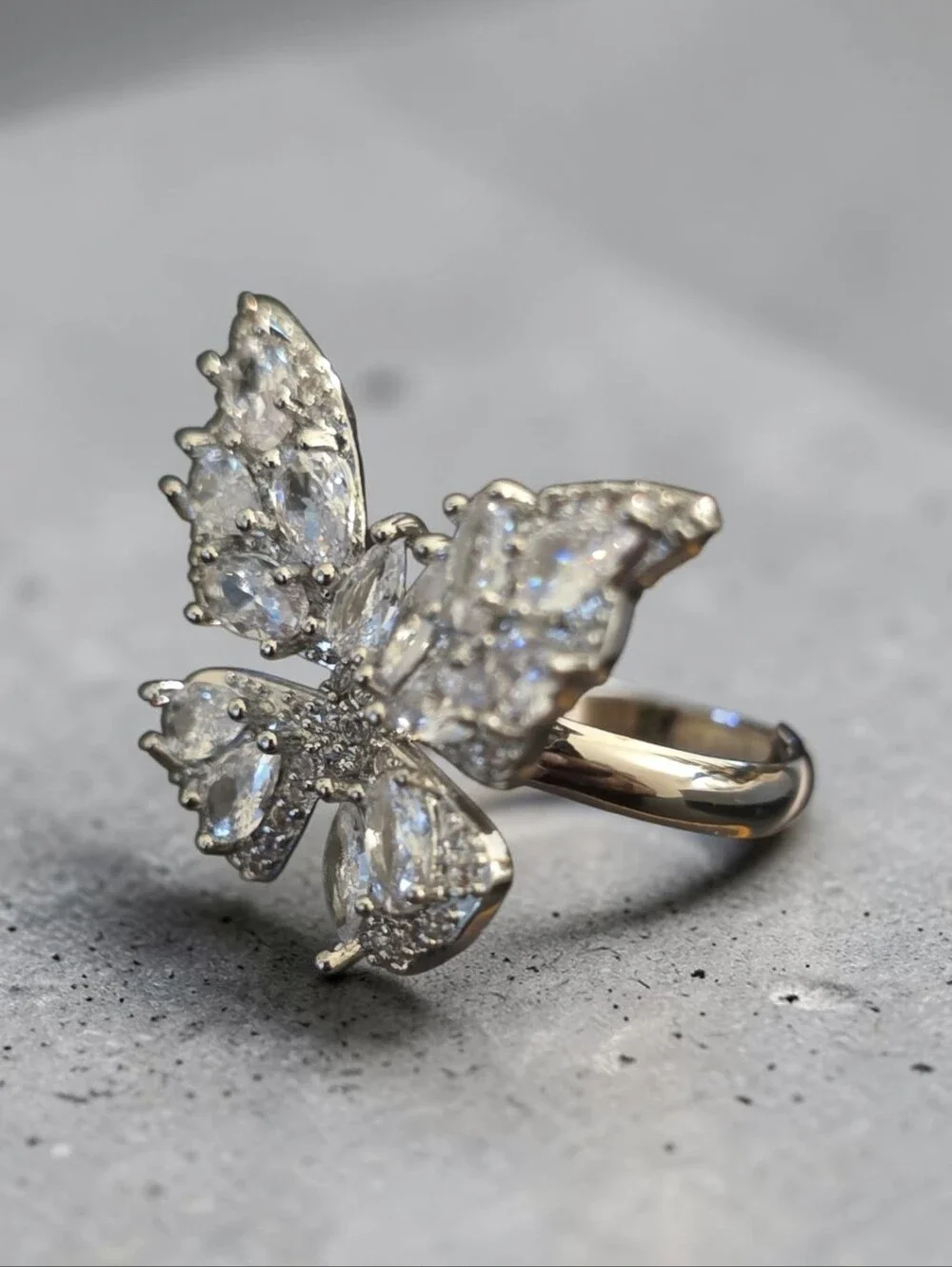 Sassified Boutique Nwt Sparkling Butterfly CZ Ring - Silver  Toned